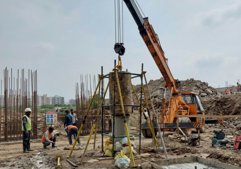 Dynamic pile test